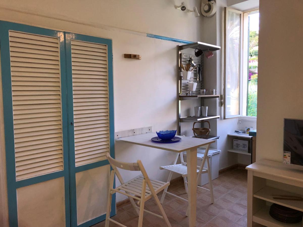 Casa Nana Lejlighed Santo Stefano al Mare Eksteriør billede